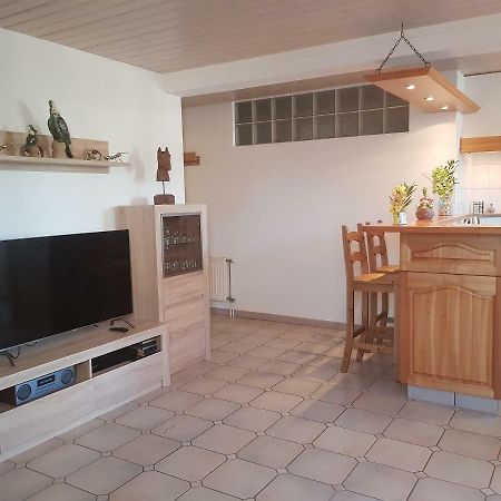 Apartement-Gîte rural à 3 km de Delémont Courcelon Exterior foto